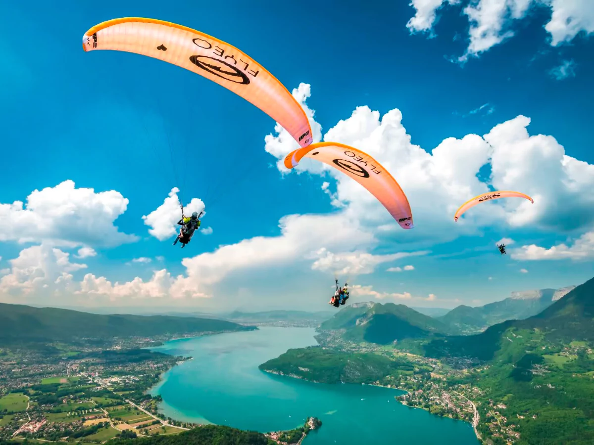 Paragliding